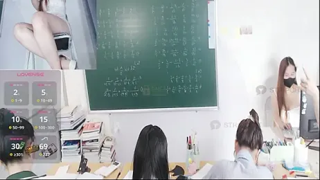 _Math_ — Stripchat recorded stream image, 15.07.2026 02:30