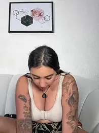 Hannahoff — Stripchat recorded stream image, 16.07.2026 23:00