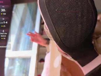 Mistress-Gwen — Bongacams recorded stream image, 17.07.2026 05:10