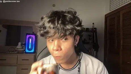 OopsAgain_ — Stripchat recorded stream image, 17.07.2026 23:10
