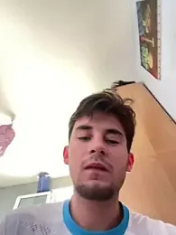 Cestmoi84 — Stripchat recorded stream image, 19.07.2026 09:30