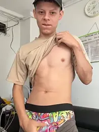 Daddyrich_632 — Stripchat recorded stream image, 19.07.2026 17:40