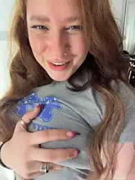 lucy-joy — Stripchat recorded stream image, 20.07.2026 10:00