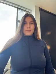 AmelieLaurent_ — Stripchat recorded stream image, 24.07.2026 18:10
