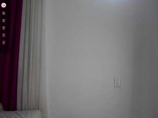 mollyybloom — Camsoda recorded stream image, 24.07.2026 21:50