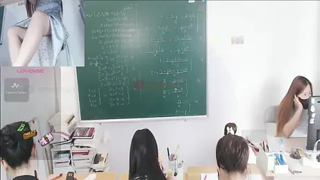 _Math_ — Stripchat recorded stream image, 27.07.2026 02:40