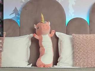 karlabart — Camsoda recorded stream image, 12.03.2025 05:50