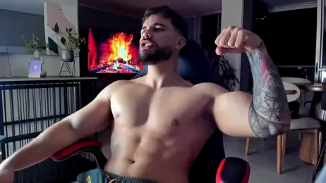 Valenthino_Salvatore — Stripchat recorded stream image, 27.07.2026 23:50