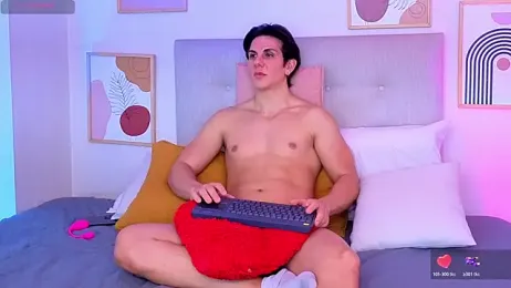 Almiboys — Stripchat recorded stream image, 28.07.2026 23:20