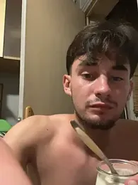 Cestmoi84 — Stripchat recorded stream image, 29.07.2026 19:30