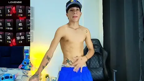 _CamiloBass — Stripchat recorded stream image, 30.07.2026 01:10