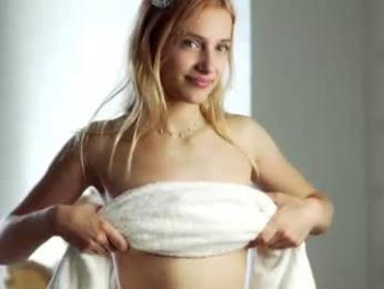 luna_moonie — Chaturbate recorded stream image, 30.07.2026 01:50