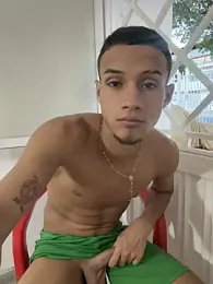 friends_lust_latin — Stripchat recorded stream image, 30.07.2026 09:00