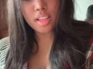 naommiscott — Camsoda recorded stream image, 01.08.2026 08:30