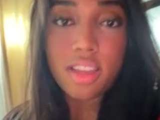 naommiscott — Camsoda recorded stream image, 01.08.2026 08:30