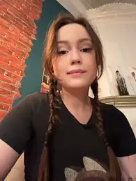 Peachy_Dream — Stripchat recorded stream image, 02.08.2026 16:10