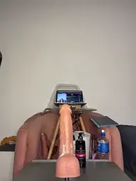 emiss_ — Stripchat recorded stream image, 03.08.2026 18:10