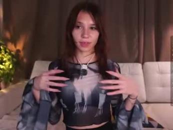 _vi_vi_ — Chaturbate recorded stream image, 03.08.2026 18:20