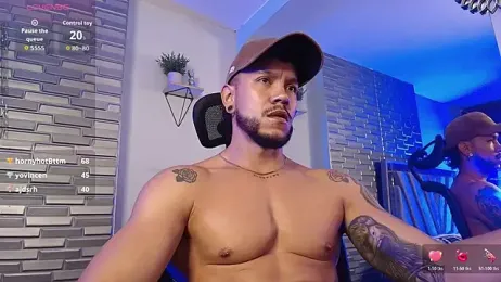 ARON_TAYLER01 — Stripchat recorded stream image, 04.08.2026 10:20