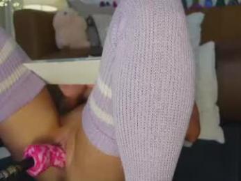 taylor_love_303 — Chaturbate recorded stream image, 04.08.2026 10:20
