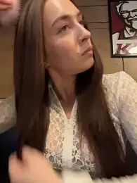 Holly_Play — Stripchat recorded stream image, 04.08.2026 09:50