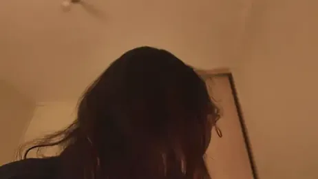 juanasnz99 — Stripchat recorded stream image, 05.08.2026 04:30