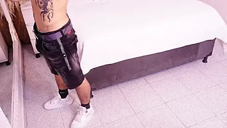 JhoanLeandro — Stripchat recorded stream image, 06.08.2026 05:30