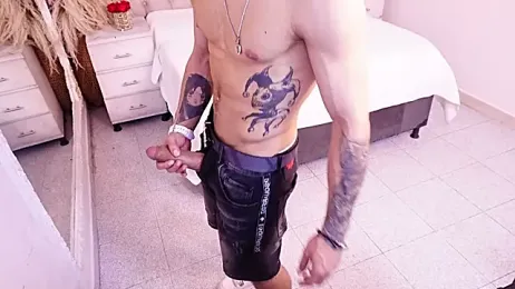 JhoanLeandro — Stripchat recorded stream image, 06.08.2026 05:30