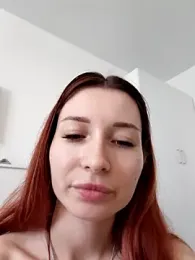 caressyourself — Stripchat recorded stream image, 07.08.2026 07:20