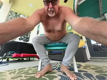 superbearboss — Stripchat recorded stream image, 07.08.2026 16:00