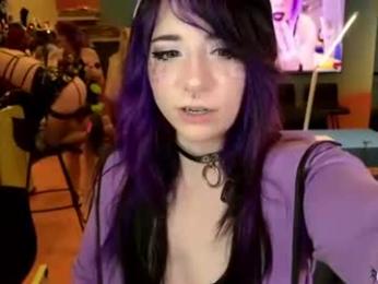 crimsonkitten — Chaturbate recorded stream image, 07.08.2026 17:40
