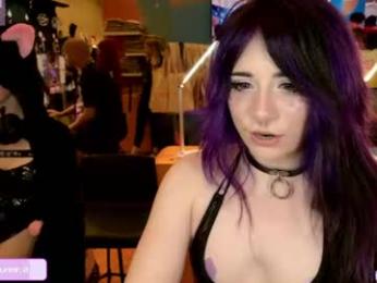 crimsonkitten — Chaturbate recorded stream image, 07.08.2026 17:40