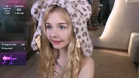Britney_Lynch — Stripchat recorded stream image, 12.03.2025 20:20