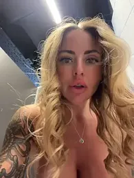 EmaSalis — Stripchat recorded stream image, 10.08.2026 07:30