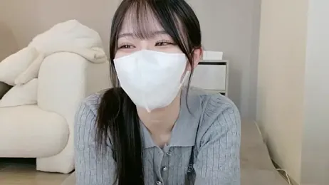 R-bonbon — Stripchat recorded stream image, 13.08.2026 12:30