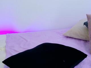 Sara Laurent — Flirt4free recorded stream image, 13.08.2026 13:20