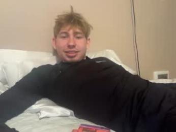 tyler_fox0 — Chaturbate recorded stream image, 14.08.2026 02:30