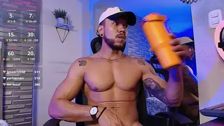 ARON_TAYLER01 — Stripchat recorded stream image, 15.08.2026 10:10