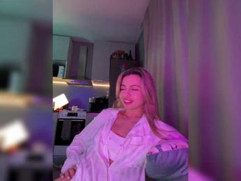 Nataliecroys — Bongacams recorded stream screenshot (12 Mar 2025)