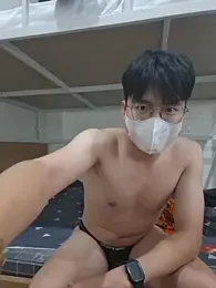 Gwencloudy — Stripchat recorded stream image, 16.08.2026 07:40