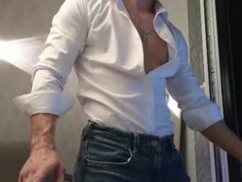 elliot_muscle04 — Chaturbate recorded stream image, 16.08.2026 16:00