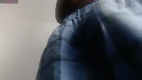 drake_brwon_23 — Stripchat recorded stream image, 17.08.2026 08:10