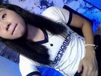 stunning_andrea69 — Chaturbate recorded stream image, 17.08.2026 21:40