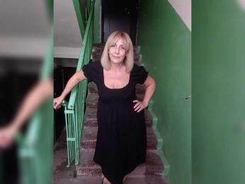 mery8poppins — Bongacams recorded stream image, 18.08.2026 13:00