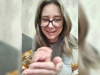 Unearthly — Bongacams recorded stream image, 18.08.2026 18:00