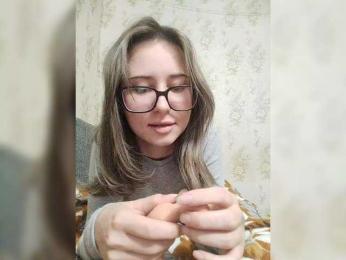 Unearthly — Bongacams recorded stream image, 18.08.2026 18:00