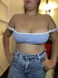 Natalia_Cleark09 — Stripchat recorded stream image, 18.08.2026 20:10