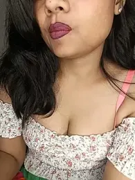 HOT-SHAKIRA — Stripchat recorded stream image, 19.08.2026 17:30