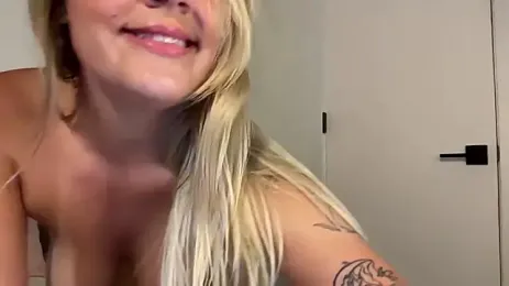 TheCamilaRhodes — Stripchat recorded stream image, 19.08.2026 20:50