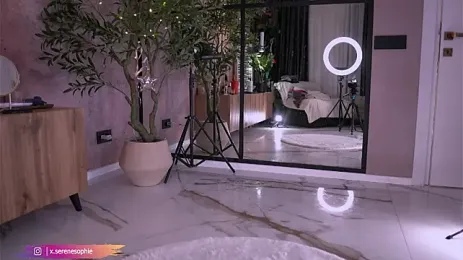 Serene_Sophiex — Stripchat recorded stream image, 20.08.2026 00:50